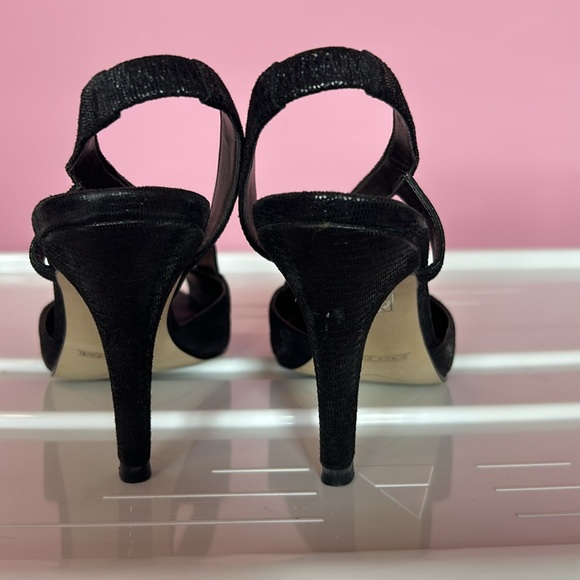 Black heels - Picture 4 of 5